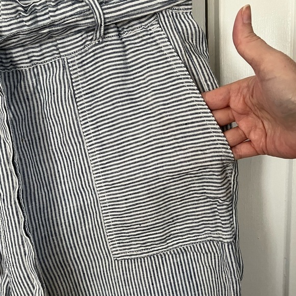C&C California Women's Blue & White Striped 100% Linen Belted Pants Size Large - Picture 4 of 10